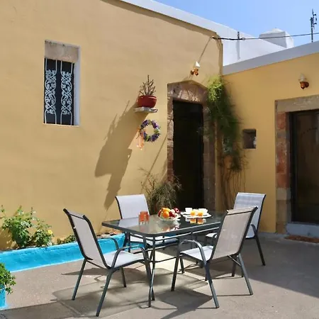 Anthi Traditional House Апартаменты Архангелос