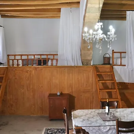 Anthi Traditional House *